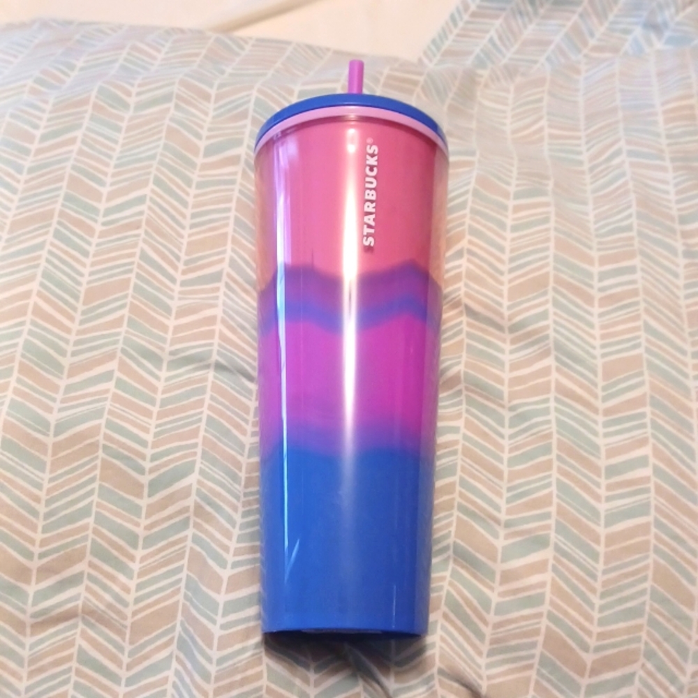 New!! Starbucks Cup with straw